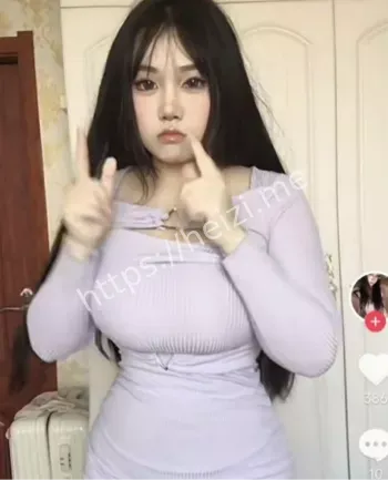 刘萌萌厦门大学校园女神下海自拍曝光